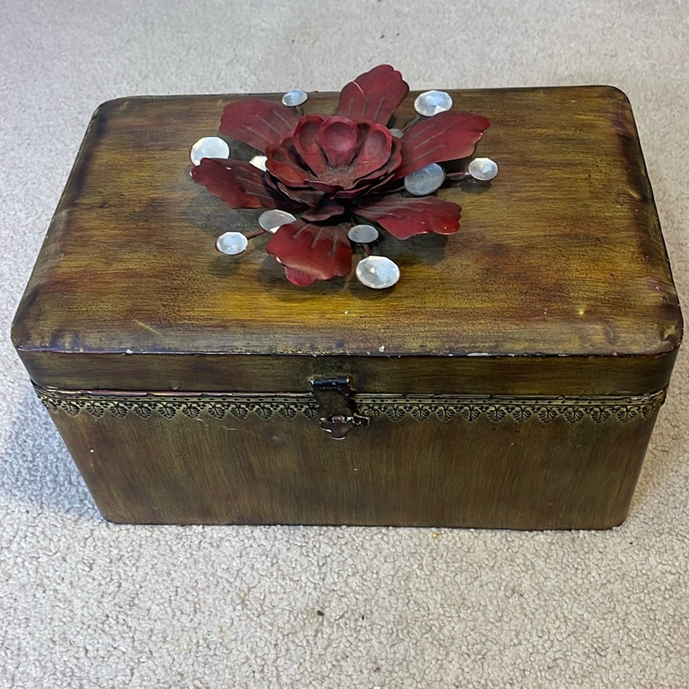 Distressed Tin Box,with a Beautiful Metal Flower atop